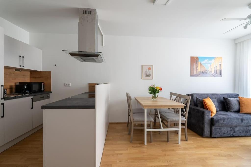 Urban 1Br Retreat, Easy City Link By Hm Vienna Luaran gambar